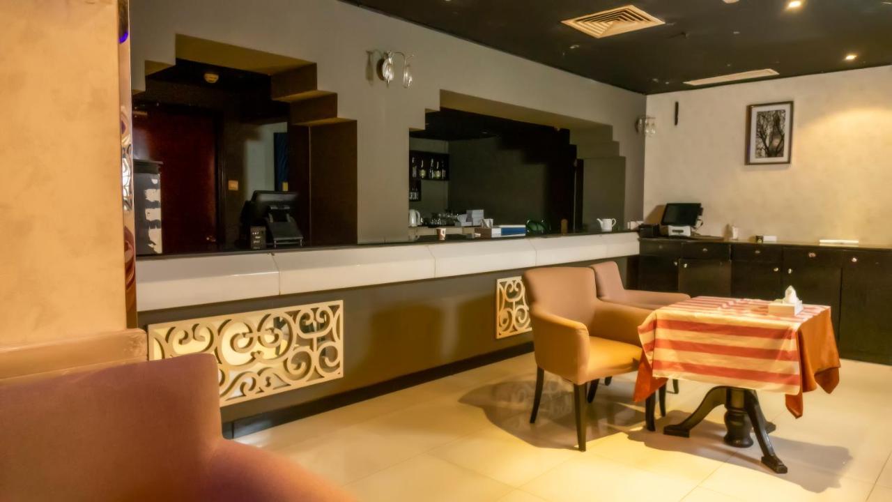Manama Tower Hotel Zewnętrze zdjęcie